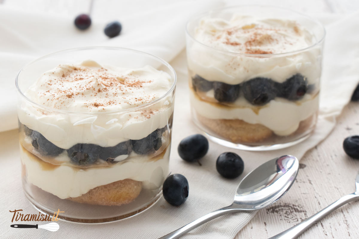 Tiramisù ai mirtilli